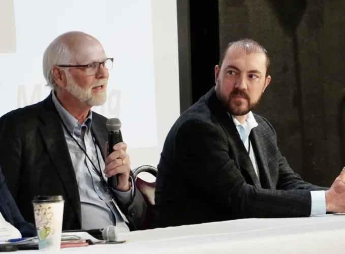 Panelists explore energy’s horizon